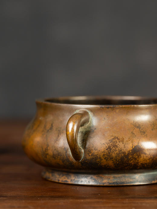 清	铜蚰耳圈足炉 商品图2