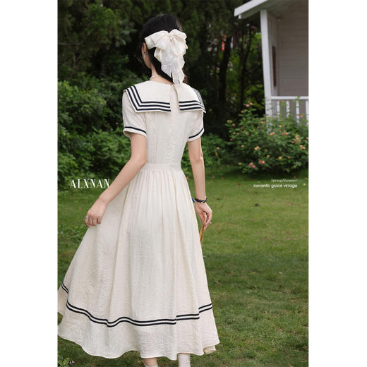 鹿向南「缪斯裙摆」气质海军领蝴蝶结杏色短袖连衣裙女夏A字长裙 商品图2