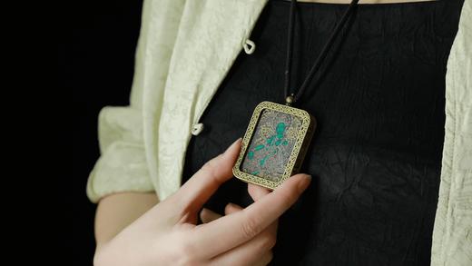 悉卜野·复刻黑金唐卡吊坠，藏传八大守护，神秘庄重，恍如繁星于夜空【3-5天发货】 商品图1