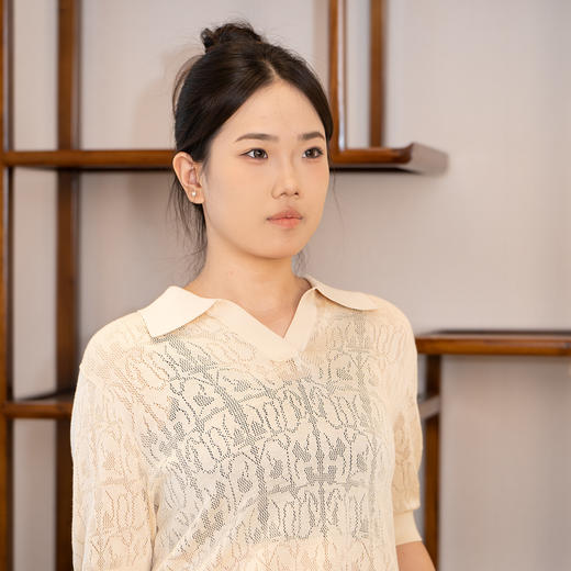 女款针织翻领衫 商品图0