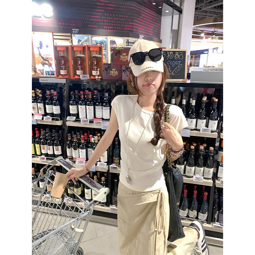 <曾小咸推荐>韩系套装修身短袖T恤细带半身裙 商品图3