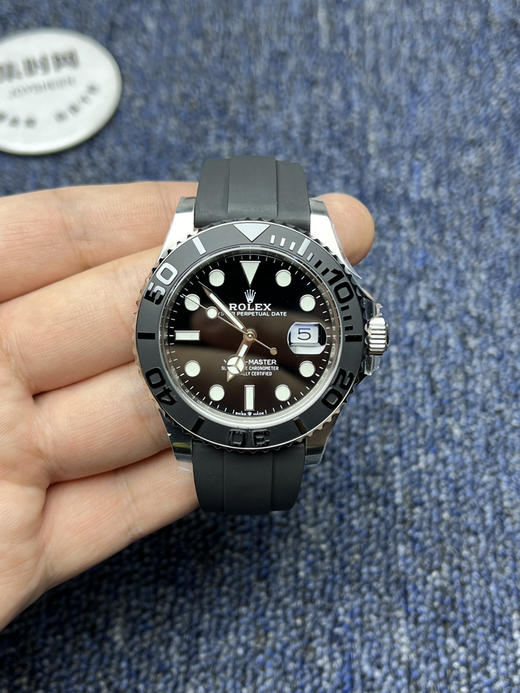 C厂劳力士游艇名仕型 银游艇 白金游艇 男士腕表
机芯：搭载定制Cal.3235一体 商品图1