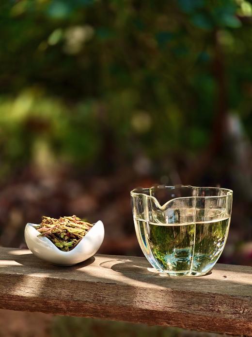 内部少量分享！2025年【首日鲜芽紫芽苞】临沧大雪山头春只采头三天；邀君共品第一口“鲜”每份100g，每个id限购3份 商品图3