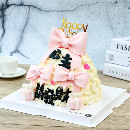 蝴蝶结许愿树蛋糕 商品图1