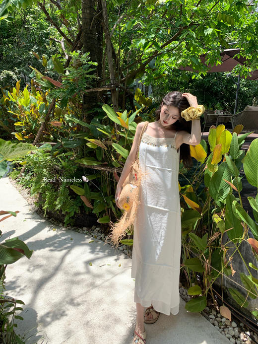 Read Nameless /贝壳吊带白裙 2025/6/16 商品图9