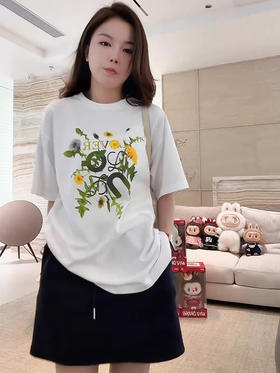 COCO ZONE 刘一一 “蒲公英”100棉圆领简约贴合T恤CD2A1289