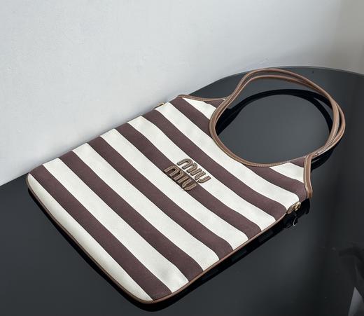 MiuMiu 25最新款条纹帆布Tote包（MMPLD） 商品图1