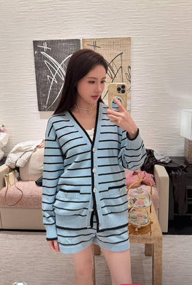 香奈儿25早春条纹针织开衫（TM）