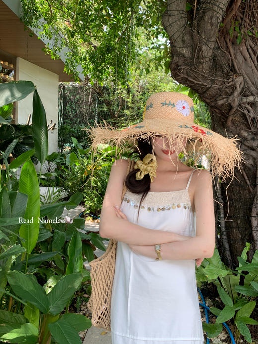 Read Nameless /贝壳吊带白裙 2025/6/16 商品图1