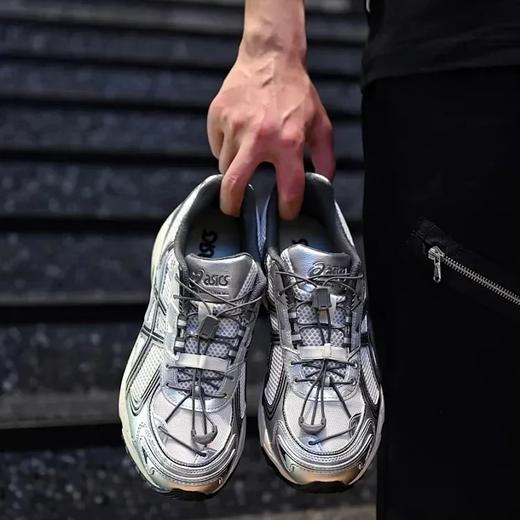 颜值太高了！！kahan*a tr v4户外机能运动鞋 舒适缓震情侣老爹鞋 复古跑鞋 商品图0