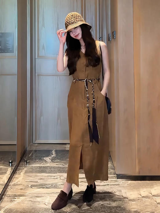 COCO ZONE 刘一一  【100亚麻】简约V领单排扣连衣裙CD2A1134 商品图0