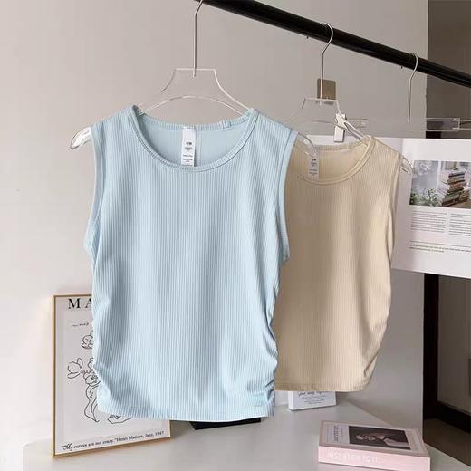 【Lu同款运动背心】夏季外穿 跑步高弹训练健身运动背心 螺纹褶皱显瘦瑜伽服  商品图3