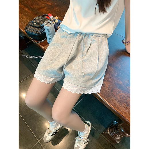 <曾小咸推荐>设计感花边拼接阔腿休闲短裤 商品图0