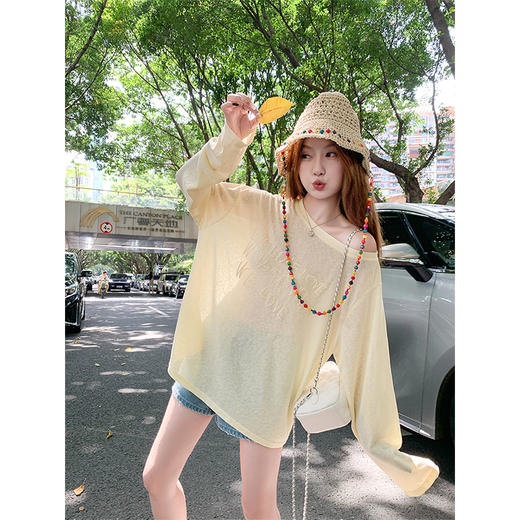 <曾小咸推荐>韩系斜领薄款设计防晒长袖T恤女 商品图0