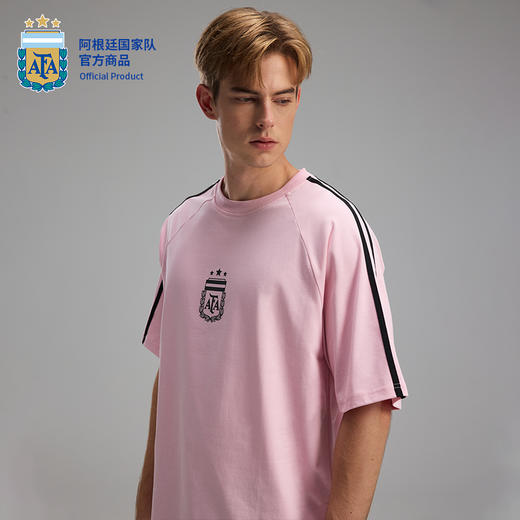 【官方正版】阿根廷国家队 | 粉色圆领T恤落肩黑肩线夏季潮流短袖 商品图3