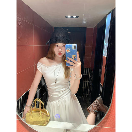 【折后再享2件88折】现货秒杀！微信打折价！斜肩拼接蕾丝花边连衣裙 日常199.99/件 立减90 秒杀109.99/件！！ 商品图2