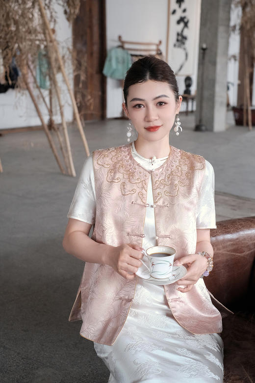 盛唐牡丹盛奢系列| 手工串珠真丝提花马甲-粉色 商品图0