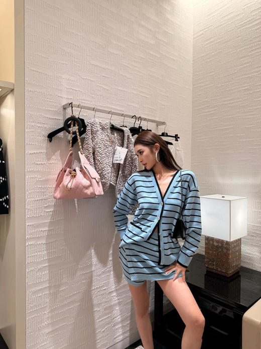 香奈儿25早春条纹针织开衫（TM） 商品图5