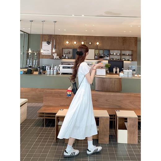 <曾小咸推荐>娃娃领学院风短袖连衣裙长裙 商品图4