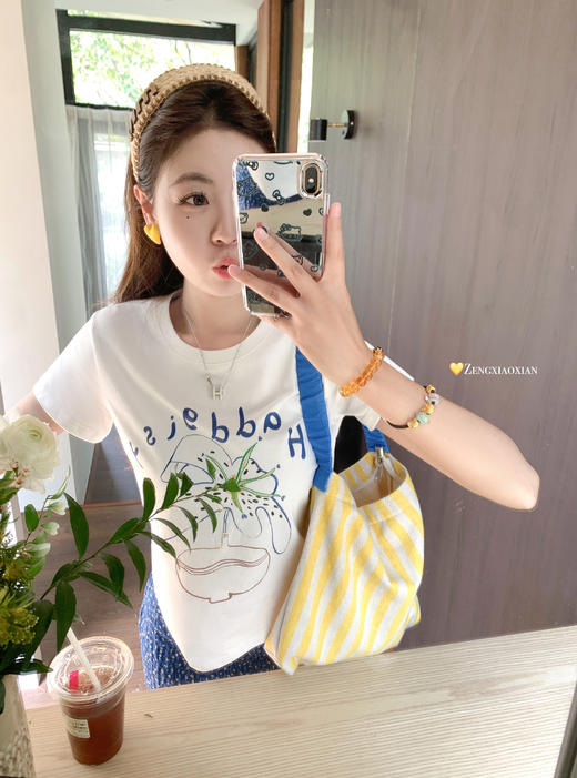 <曾小咸推荐>小清新花朵字母印花白色圆领短袖T恤 商品图6