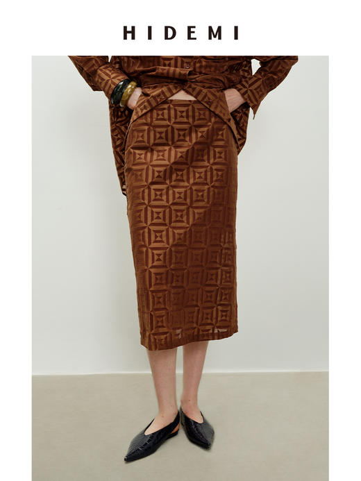 HIDEMI经典几何印花植绒复古剪刀领宽松衬衫半裙套装 牛油果绿/奶咖棕 商品图7