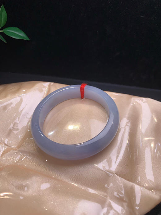 620239，55.5紫罗兰手镯、满圈带紫底，润润的，清爽秀气 商品图4