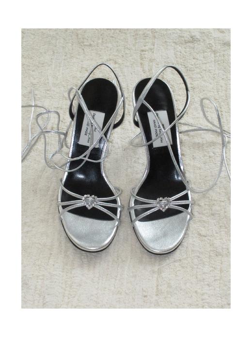 Kaiy Xiao 胶囊系列 爱心扣 高跟绑带款 商品图0