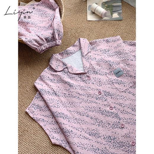 可人儿小众设计师新款泡泡绵女士睡衣夏季短袖可外出家居服三件套 商品图3