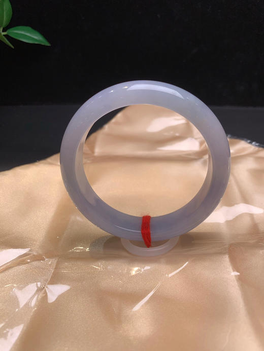 620239，55.5紫罗兰手镯、满圈带紫底，润润的，清爽秀气 商品图0