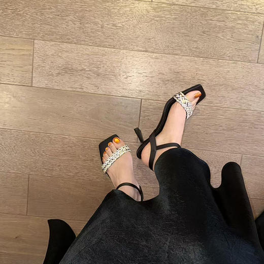 【部分现货，只换不退】良木礼凉鞋（2666-13） 商品图3