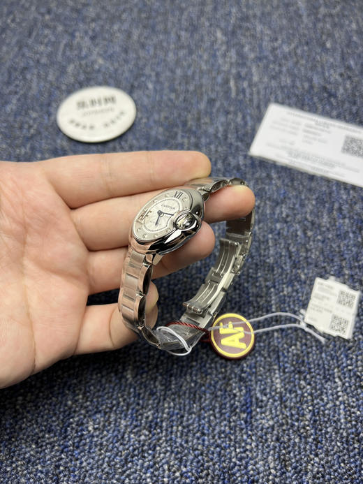 CR卡地亚蓝气球系列 中号33mm 两针机械 女士腕表 商品图3