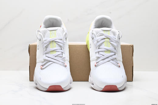 昂跑On Cloudflyer 4舒适轻便减震跑步鞋女鞋 商品图6