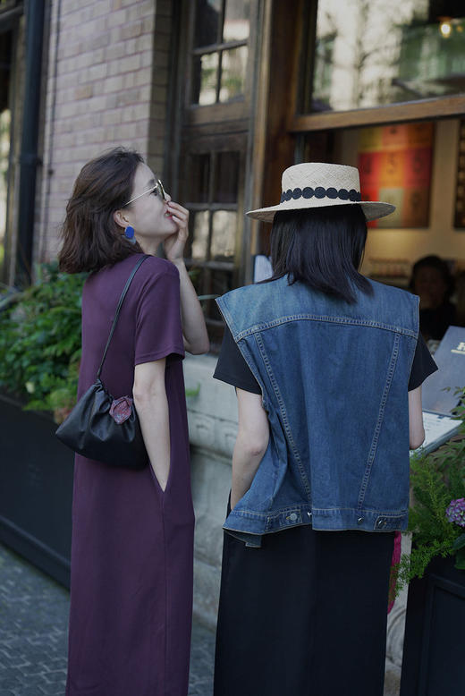 富贵紫T恤裙美到犯规神秘感拉满反白皮连衣裙 商品图3