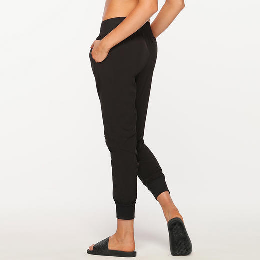 【清仓秒】澳洲Lorna Jane STUDIO ACTIVE PANT七分裤  LB0246（清仓产品，收货7天内支持调货、不退款） 商品图2