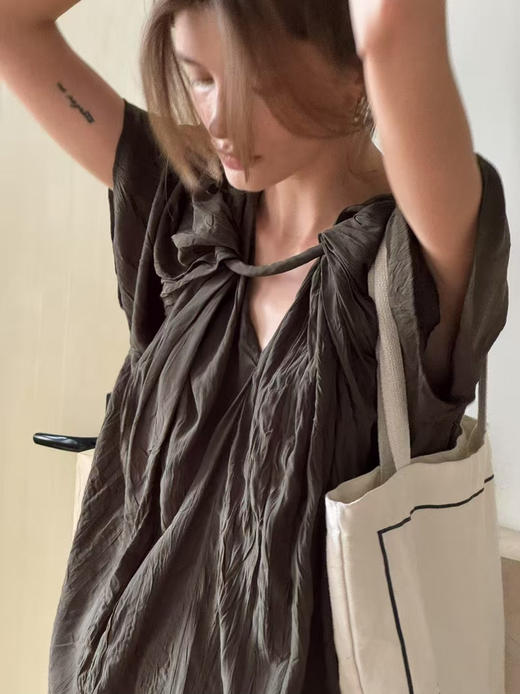 VC｜PF25018 Allie crinkled top [ 衬衫 墨绿 / 白 ] 商品图3