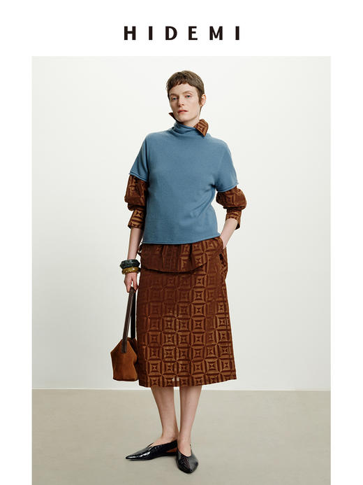 HIDEMI经典几何印花植绒复古剪刀领宽松衬衫半裙套装 牛油果绿/奶咖棕 商品图9