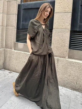 VC｜PF25019 Allie crinkled skirt   [ 半身裙 墨绿 / 白 ]