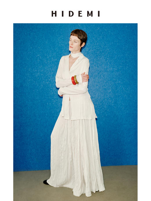 HIDEMI 进口可再生纤维冰川灰压褶纸片人西装领衬衫半裙套装 商品图3