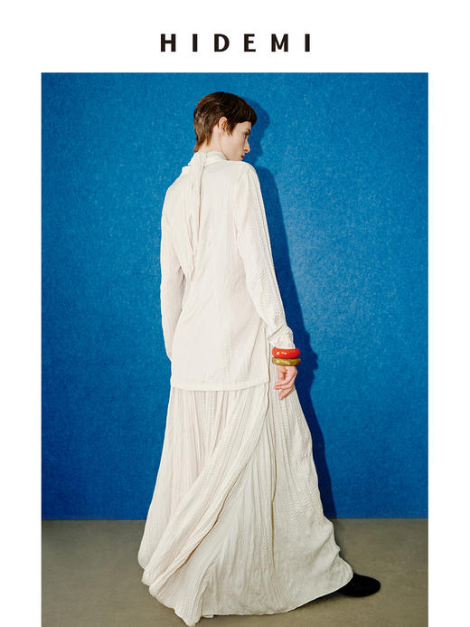 HIDEMI 进口可再生纤维冰川灰压褶纸片人西装领衬衫半裙套装 商品图4