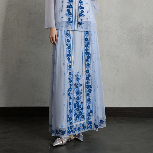 【林栖设计小店】【现货】明月花真丝轻凉马面裙2025秋季新款天丝绒绣复古半身裙女1953042 商品图0