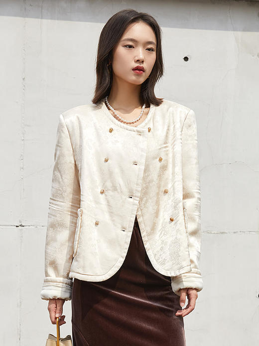 米白色提花缎面双排扣短外套 圆领卷边袖复古优雅小香风夹克 商品图0
