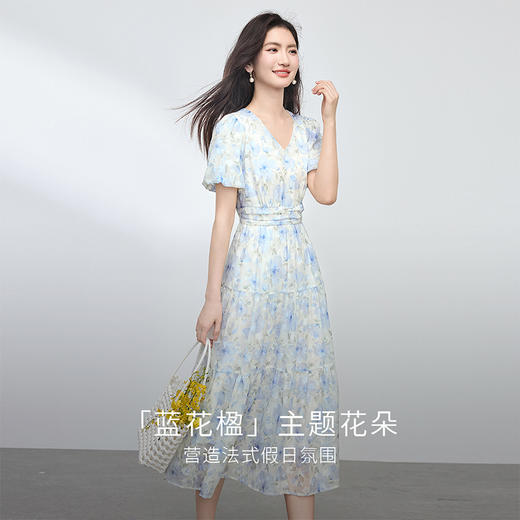 熙世界南法假日碎花连衣裙女2025夏季新款浪漫复古收腰V领长裙子 商品图1