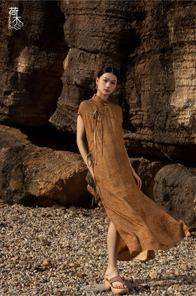 荷木HEMU丨织陶·长衫