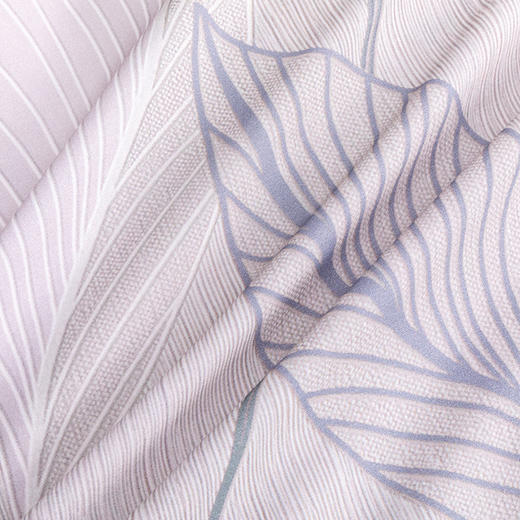 多喜爱 全棉贡缎磨绒四件套 迎春/秋瑾拾忆/晨间时刻/花叶隐/暖辉/芳苑 【7A抗菌】【精美礼盒包装】高密全棉 优雅花卉 更细腻更厚实更软糯磨绒宽边枕套 FX 商品图9