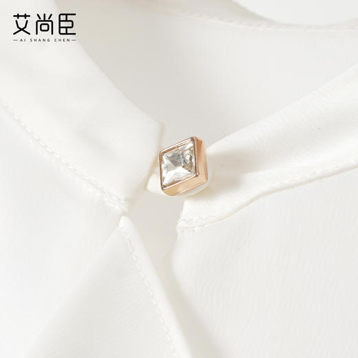 时髦通勤白色长袖衬衫浮雕肌理感职业套装女蓝色显瘦半身裙设计感 商品图3