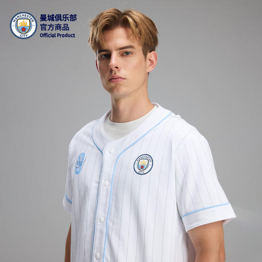 【官方正版】曼城俱乐部 | 白色棒球开衫短袖百搭宽松款式按扣球员蓝色印签棒德布劳内 商品图2
