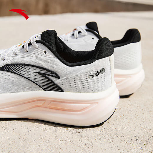 安踏创跑6代丨男鞋氮科技缓震回弹跑步鞋子男耐磨路跑运动鞋112535555 商品图7