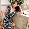 西遇修身碎花连衣裙女夏季新款法式收腰荷叶边黑色V领长裙SS050984 商品缩略图2