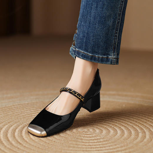 【预售5天】头层牛皮！粗跟小高跟鞋新款真皮米白色金属方头一字带气质单鞋LD&7253 商品图1