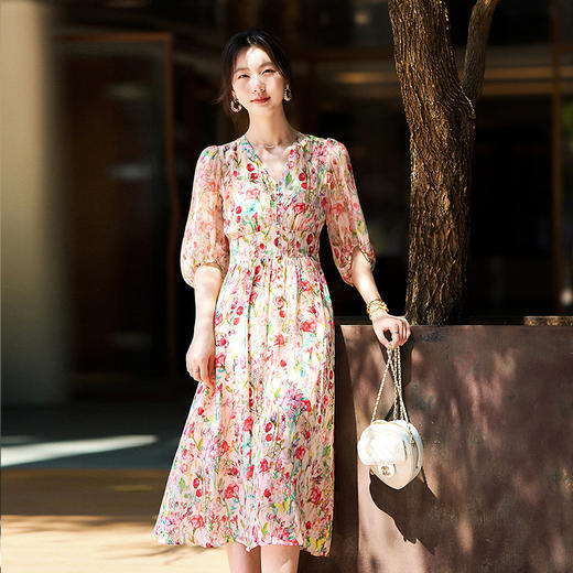 丁摩 时尚新品女装气质V领收腰印花真丝连衣裙A字摆中长款5ZF-90504 商品图2